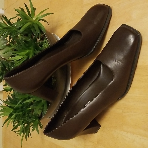 What's What By AEROSOLES Brown Leather Square-toed Pumps 8W Shoes Heels - Picture 11 of 11